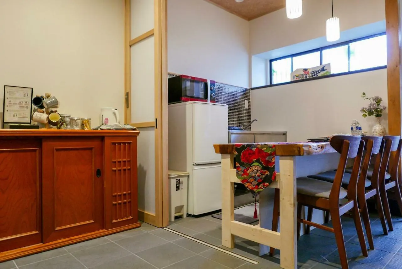Kumomachiya Nijojo Villa Kyoto 0*,