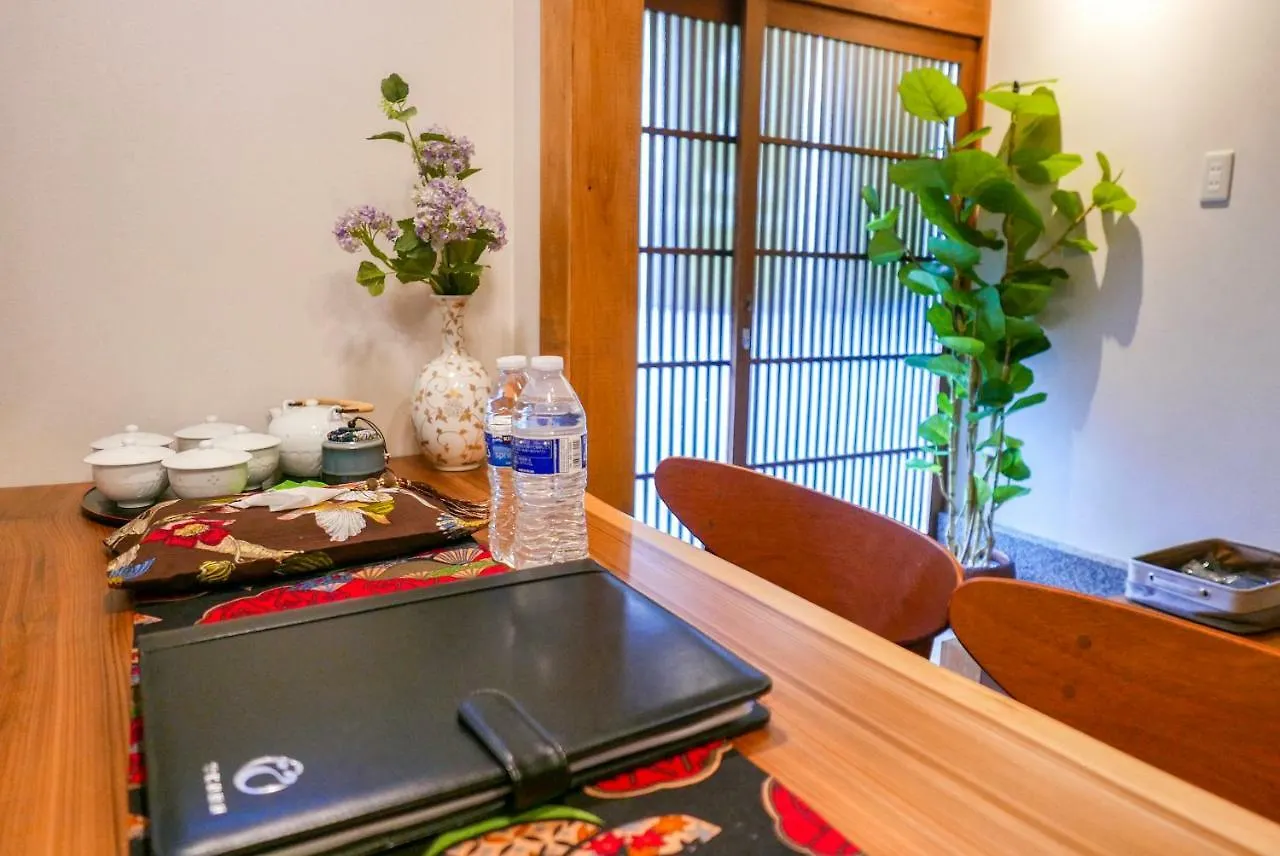 Kumomachiya Nijojo Villa Kyoto 0*,  Japan